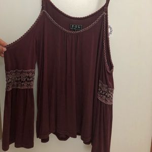 Open shoulder lace top